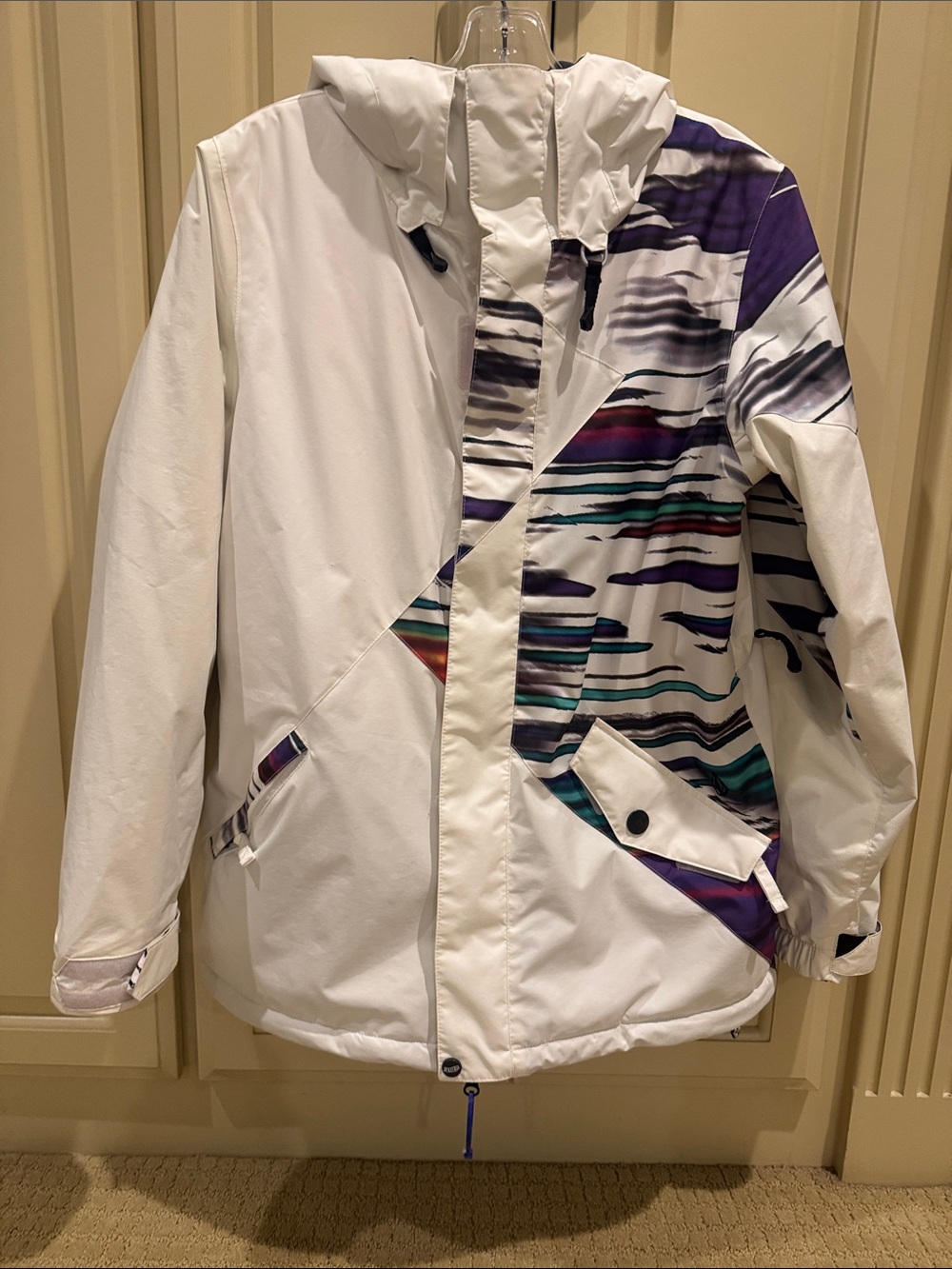 Volcom Thermonite White Board/ Ski Jacket with Purple & Teal Accent Panels